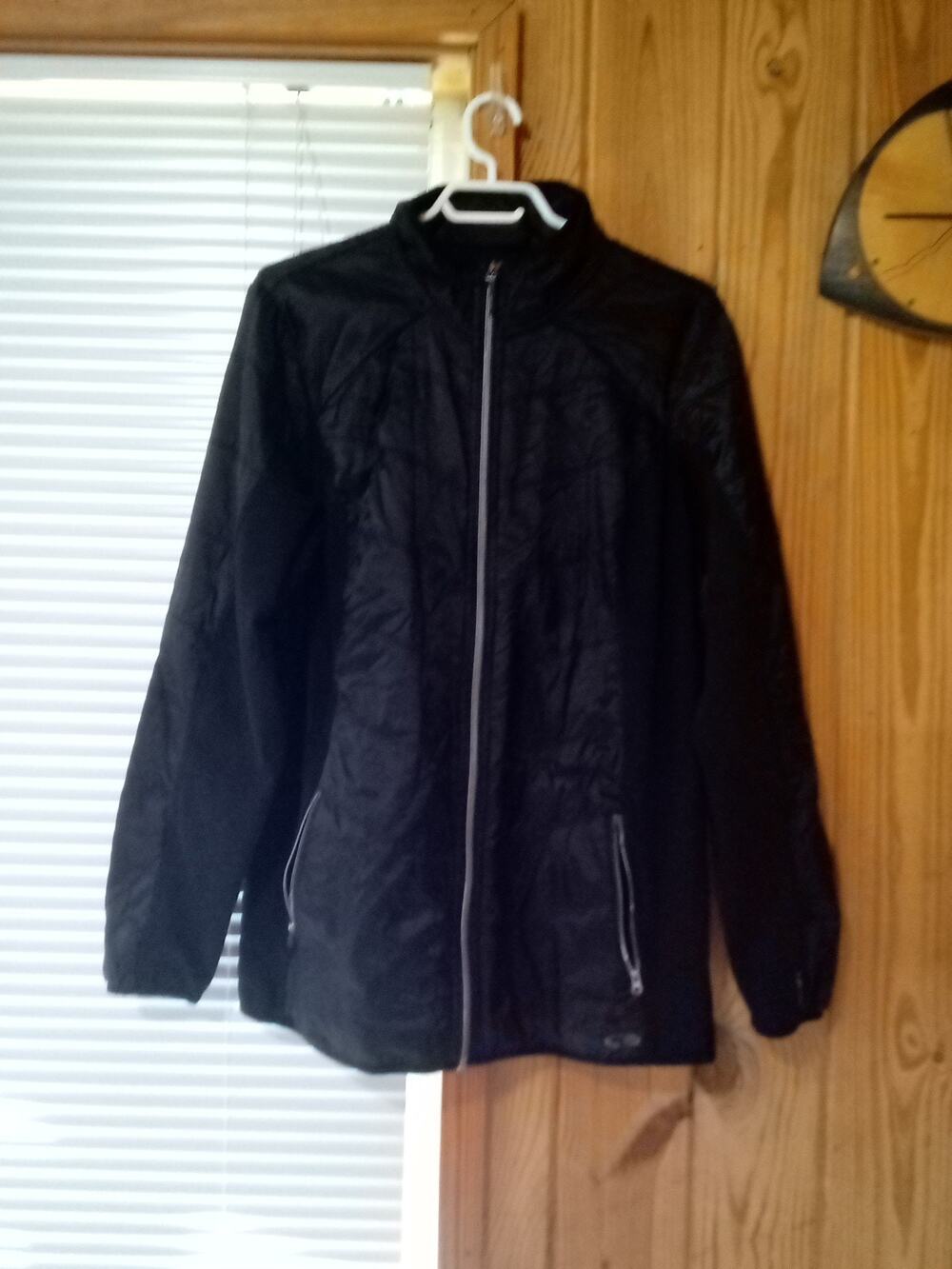 Champion Women's Black Nylon Zipper Jacket XXL